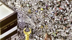 Saudi Gunakan Manajemen Tawaf Digital pada Operasional Haji 2024