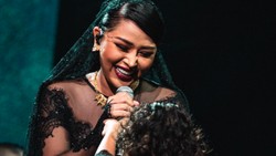 Mutia Ayu Sebut Gewa Wariskan Keahlian Glenn Fredly dalam Bermusik