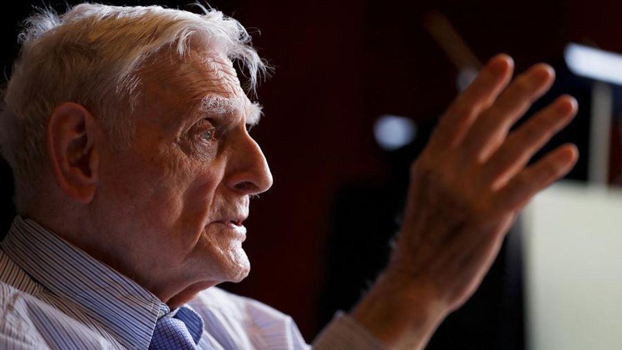FILE PHOTO: John B. Goodenough, 2019 Nobel Prize in Chemistry winner, gestures during a news conference at the Royal Society in London, Britain October 9, 2019. REUTERS/Peter Nicholls/File Photo