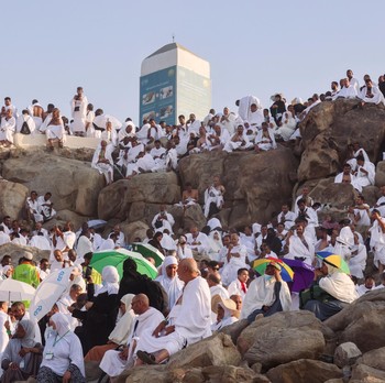 Potret Ribuan Jemaah Haji Jalani Ibadah Wukuf di Arafah