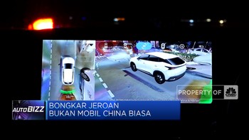 Video: Bongkar Jeroan Bukan Mobil China Biasa