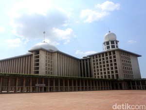 10 Masjid Terbesar di Dunia 2024, Istiqlal Masuk 5 Besar