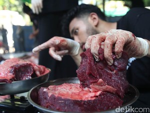 Tata Cara Pembagian Daging Kurban yang Benar Sesuai Syariat Islam