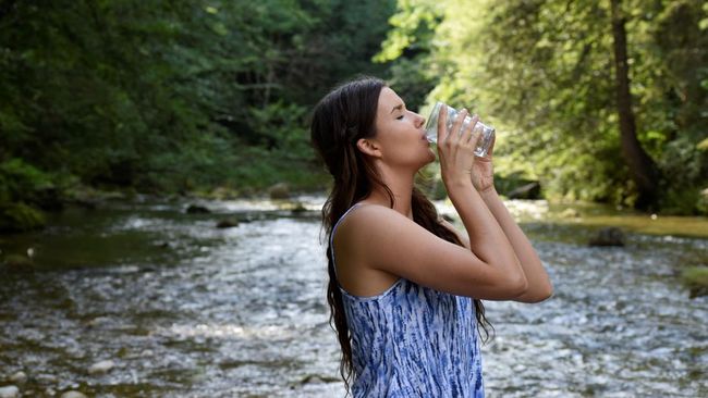 Kapan Waktu Terbaik Minum Air Putih? Ini Jawabannya
