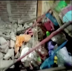 Penampakan Rumah Warga Porak-poranda Dihantam Gempa Bantul