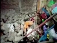 Penampakan Rumah Warga Porak-poranda Dihantam Gempa Bantul