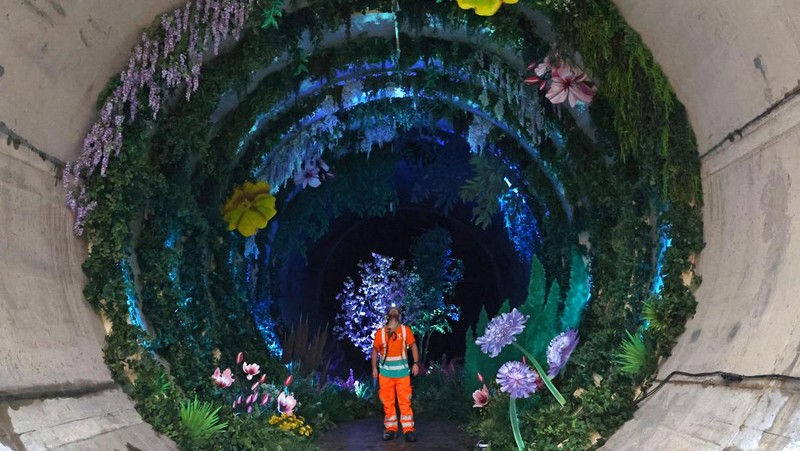 Pembangunan Loo Garden yang berada di Terowongan Thames Tideway, London, Inggris. (REUTERS/Toby Melville)