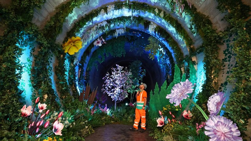 Pembangunan Loo Garden yang berada di Terowongan Thames Tideway, London, Inggris. (REUTERS/Toby Melville)