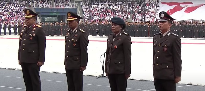 Presiden Joko Widodo hadiri Peringat HUT Bhayangkara POLRI Ke-77. (YouTube/CNN Indonesia)