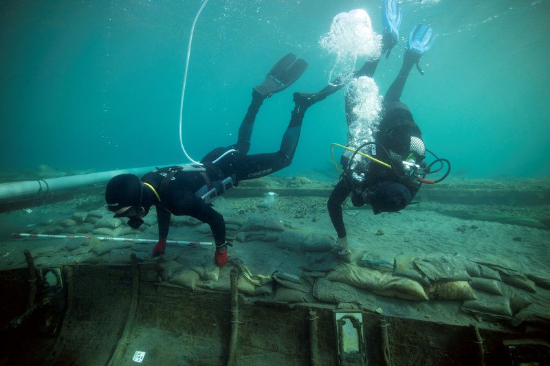 Misi penyelamatan bangkai kapal Fenisia Mazarron II berusia 2.500 di Spanyol. (Jose A Moya/Regional Government of Murcia/Handout via REUTERS)