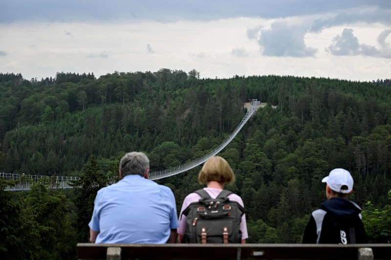 Jembatan gantung terpanjang di Jerman. (REUTERS/JANA RODENBUSCH) Jembatan gantung terpanjang di Jerman. (REUTERS/JANA RODENBUSCH)