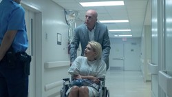 Sinopsis Film Trauma Center, Thriller Rumah Sakit yang Bikin Tegang!
