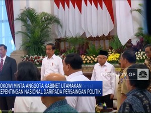 Jangan Utamakan Politik, Kabinet Diminta Jokowi Fokus Kerja!