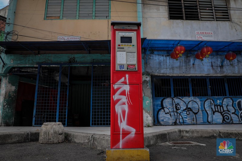 Kondisi mesin parkir elektronik yang nampak terbengkalai di kawasan Pasar Asemka, Jakarta, Selasa (4/7/2023). Kondisi mesin parkir elektronik yang nampak terbengkalai di kawasan Pasar Asemka, Jakarta, Selasa (4/7/2023). (CNBC Indonesia/Faisal Rahman)