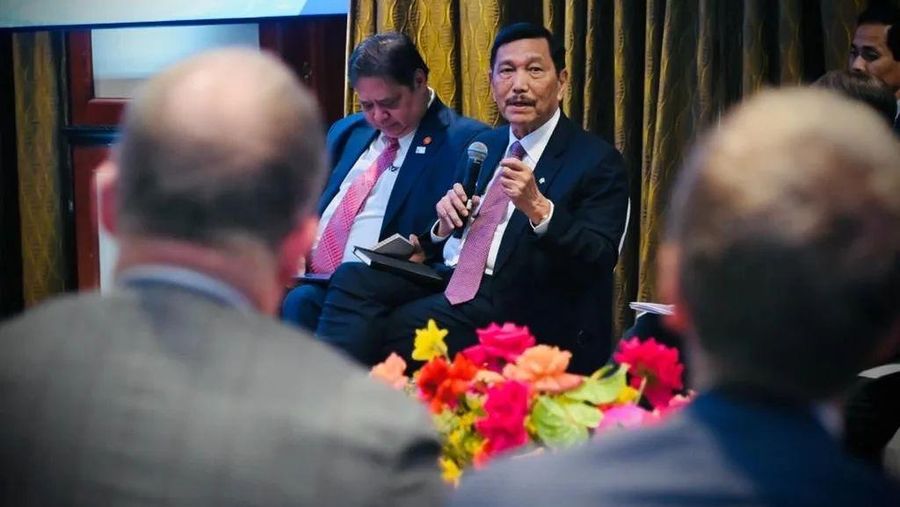 Menko Marves Luhut Binsar Pandjaitan saat berkunjung ke Australia dan bertemu langsung dengan para pengusaha serta Perdana Menteri Australia Albanese. (Instagram luhut.pandjaitan)