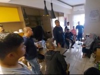 Kronologi Si Kembar Rihana-Rihani Penipu PO iPhone Ditangkap