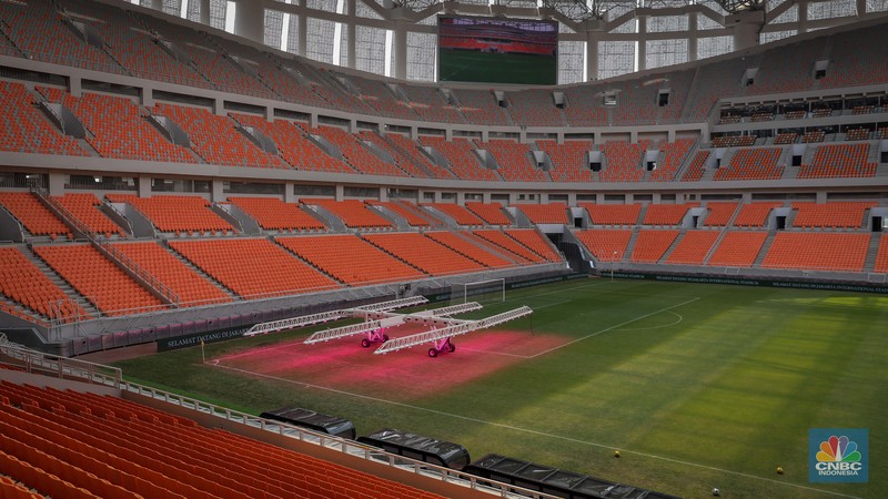 Suasana Jakarta Internasional Stadium (JIS) Selasa (4/7/2023). Jakarta International Stadium (JIS) di Ancol, Jakarta Utara akan direnovasi pemerintah. JIS disebut masuk dalam daftar stadion sepak bola yang akan menjadi tempat pertandingan Piala Dunia U-17 pada 10 November sampai dengan 2 Desember 2023. (CNBC Indonesia/Faisal Rahman)