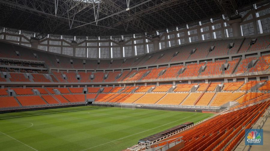 Suasana Jakarta Internasional Stadium (JIS) Selasa (4/7/2023). Jakarta International Stadium (JIS) di Ancol, Jakarta Utara akan direnovasi pemerintah. JIS disebut masuk dalam daftar stadion sepak bola yang akan menjadi tempat pertandingan Piala Dunia U-17 pada 10 November sampai dengan 2 Desember 2023. (CNBC Indonesia/Faisal Rahman)