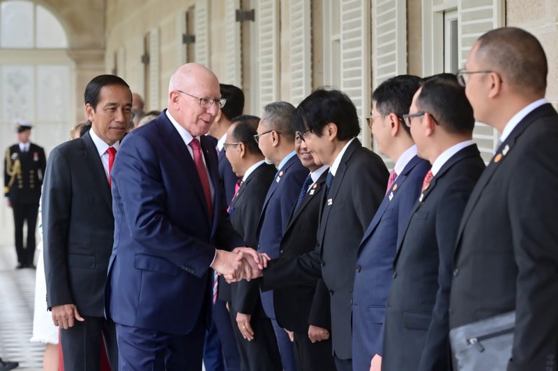 Usai melaksanakan pertemuan tatap muka bersama Gubernur Jenderal Australia David Hurley, Presiden Joko Widodo bertemu dengan Perdana Menteri (PM) Australia Anthony Albanese, di Admiralty House, pada Selasa, 4 Juli 2023. (Dok: Laily Rachev - Biro Pers Sekretariat Presiden) Usai melaksanakan pertemuan tatap muka bersama Gubernur Jenderal Australia David Hurley, Presiden Joko Widodo bertemu dengan Perdana Menteri (PM) Australia Anthony Albanese, di Admiralty House, pada Selasa, 4 Juli 2023. (Dok: Laily Rachev - Biro Pers Sekretariat Presiden)