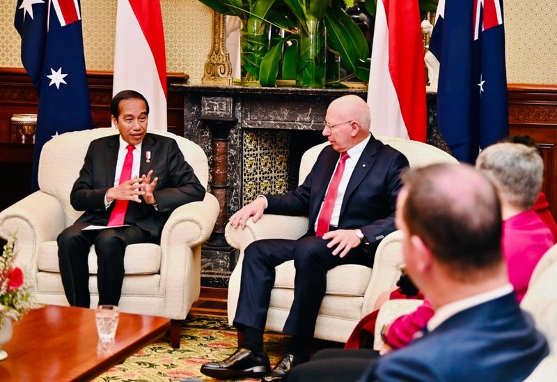 Usai melaksanakan pertemuan tatap muka bersama Gubernur Jenderal Australia David Hurley, Presiden Joko Widodo bertemu dengan Perdana Menteri (PM) Australia Anthony Albanese, di Admiralty House, pada Selasa, 4 Juli 2023. (Dok: Laily Rachev - Biro Pers Sekretariat Presiden) Usai melaksanakan pertemuan tatap muka bersama Gubernur Jenderal Australia David Hurley, Presiden Joko Widodo bertemu dengan Perdana Menteri (PM) Australia Anthony Albanese, di Admiralty House, pada Selasa, 4 Juli 2023. (Dok: Laily Rachev - Biro Pers Sekretariat Presiden)
