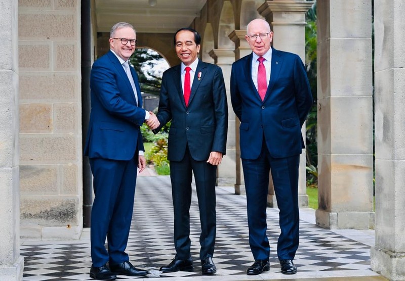 Usai melaksanakan pertemuan tatap muka bersama Gubernur Jenderal Australia David Hurley, Presiden Joko Widodo bertemu dengan Perdana Menteri (PM) Australia Anthony Albanese, di Admiralty House, pada Selasa, 4 Juli 2023. (Dok: Laily Rachev - Biro Pers Sekretariat Presiden) Usai melaksanakan pertemuan tatap muka bersama Gubernur Jenderal Australia David Hurley, Presiden Joko Widodo bertemu dengan Perdana Menteri (PM) Australia Anthony Albanese, di Admiralty House, pada Selasa, 4 Juli 2023. (Dok: Laily Rachev - Biro Pers Sekretariat Presiden)