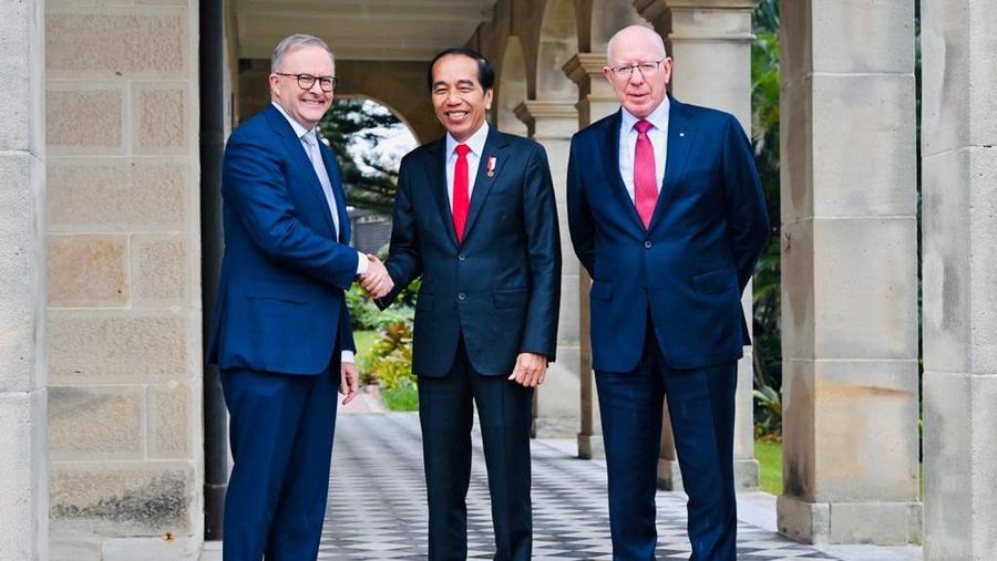 Usai melaksanakan pertemuan tatap muka bersama Gubernur Jenderal Australia David Hurley, Presiden Joko Widodo bertemu dengan Perdana Menteri (PM) Australia Anthony Albanese, di Admiralty House, pada Selasa, 4 Juli 2023. (Dok:  Laily Rachev - Biro Pers Sekretariat Presiden)