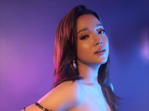Bunga Reyza Bikin Baper Lewat Lagu Tahu Diri