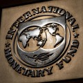 IMF Ingatkan Bank Sentral Jangan Buru-buru Turunin Suku Bunga