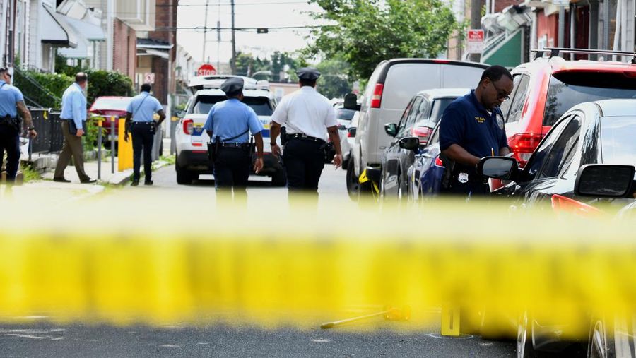 Penembakan massal menyerang Baltimore, Philadelphia dan Fort Worth, Texas, yang merenggut nyawa 10 orang. (REUTERS/BASTIAAN SLABBERS)