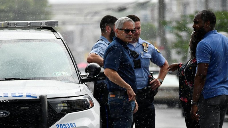 Penembakan massal menyerang Baltimore, Philadelphia dan Fort Worth, Texas, yang merenggut nyawa 10 orang. (REUTERS/BASTIAAN SLABBERS)