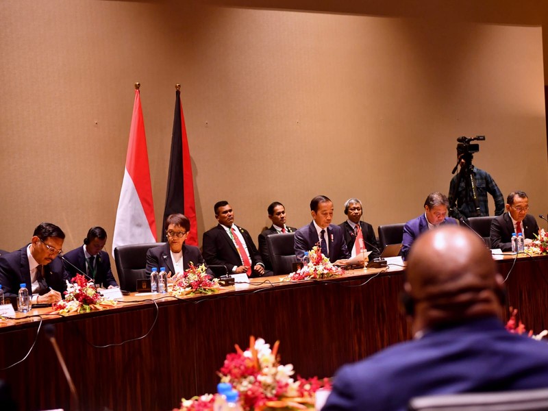 Presiden Joko Widodo melakukan kunjungan ke APEC Haus, dalam kunjungannya ke Papua Nugini, pada Rabu, 5 Juli 2023. (Dok. Rusman - Biro Pers Sekretariat Presiden)