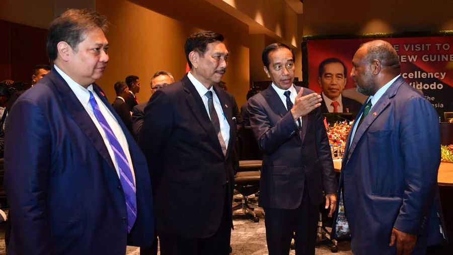 Presiden Joko Widodo melakukan kunjungan ke APEC Haus, dalam kunjungannya ke Papua Nugini, pada Rabu, 5 Juli 2023. (Dok. Rusman - Biro Pers Sekretariat Presiden)