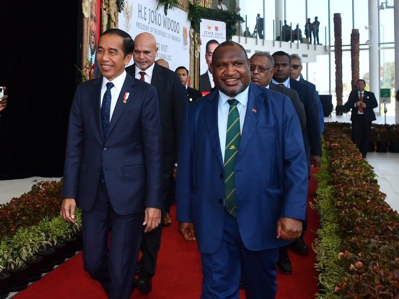 Presiden Joko Widodo melakukan kunjungan ke APEC Haus, dalam kunjungannya ke Papua Nugini, pada Rabu, 5 Juli 2023. Presiden Joko Widodo melakukan kunjungan ke APEC Haus, dalam kunjungannya ke Papua Nugini, pada Rabu, 5 Juli 2023. (Dok. Rusman - Biro Pers Sekretariat Presiden)