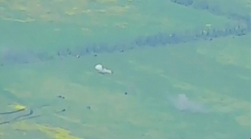 Rekaman drone menunjukkan kendaraan lapis baja yang terbakar di lokasi yang tidak dikenal setelah Kementerian Pertahanan di Moskow mengatakan bahwa pasukan Rusia telah menggagalkan serangan besar Ukraina di wilayah Donetsk Ukraina selatan. (via REUTERS/RUSSIAN DEFENCE MINISTRY) Rekaman drone menunjukkan kendaraan lapis baja yang terbakar di lokasi yang tidak dikenal setelah Kementerian Pertahanan di Moskow mengatakan bahwa pasukan Rusia telah menggagalkan serangan besar Ukraina di wilayah Donetsk Ukraina selatan. (via REUTERS/RUSSIAN DEFENCE MINISTRY)