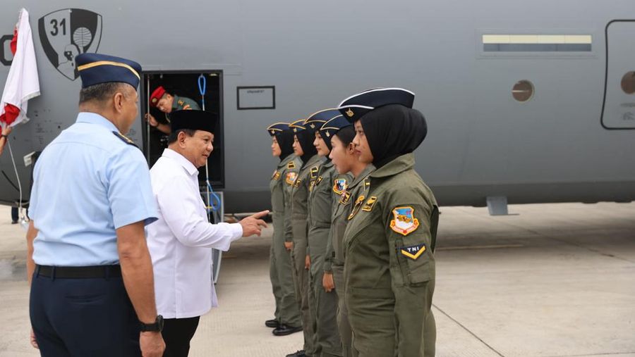 Menhan Prabowo Serahkan C-130J Super Hercules Kedua untuk TNI AU. (Dok. Kemhan)