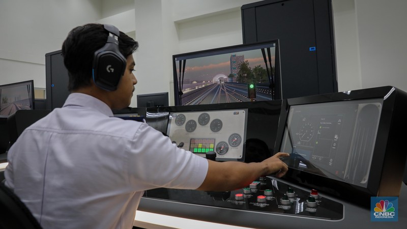 Suasana Depo LRT Jabodebek di Jatimulya, Bekasi, Jawa Barat, Kamis (6/7/2023). Suasana Depo LRT Jabodebek di Jatimulya, Bekasi, Jawa Barat, Kamis (6/7/2023). (CNBC Indonesia/Faisal Rahman)