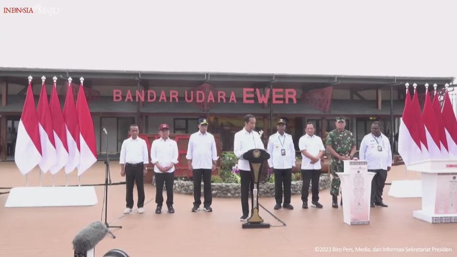 Presiden Jokowi Resmikan Terminal Bandara Ewer, Asmat, 6 Juli 2023. (Tangkapan layar Youtube Setpres RI)