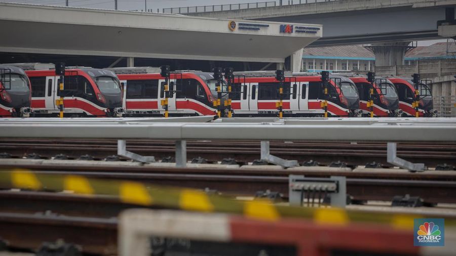 Suasana Depo LRT Jabodebek di Jatimulya, Bekasi, Jawa Barat, Kamis (6/7/2023). (CNBC Indonesia/Faisal Rahman)