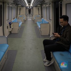 Naik LRT dari Dukuh Atas ke Cibubur & Bekasi, Tarif Berapa?