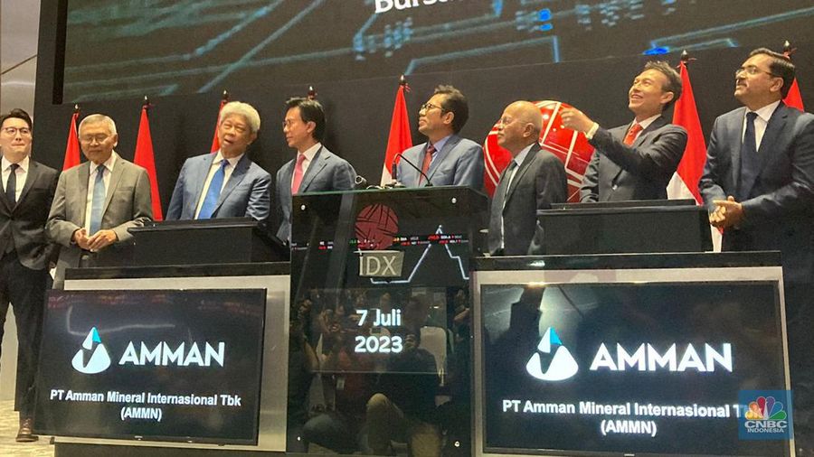 IPO Amman Mineral. (վ/Mentari Puspadini)