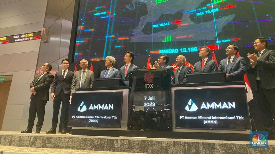 IPO Amman Mineral. (վ/Mentari Puspadini)