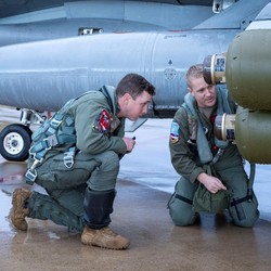 Waspada Putin! Senjata Terlarang AS Siap Meluncur ke Ukraina