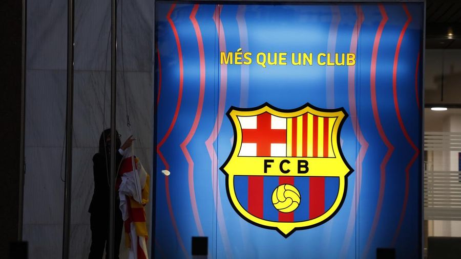 Logo Barcelona FC. (AP Photo/Joan Monfort/File Foto)
