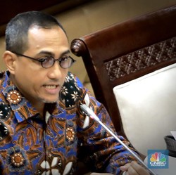 Ini Hasan Fawzi, Bos Baru OJK yang Bakal Awasi Aset Kripto