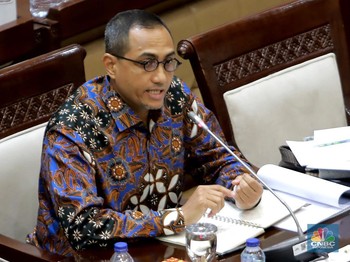 Calon Bos OJK, Hasan Fawzi Sebut Aset Kripto Masih Eksklusif