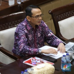 Ini Profil Agusman, Bos OJK yang Akan Awasi Pendanaan Startup