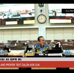 Calon Bos OJK Dicecar DPR: Jangan Ngawang-Ngawang