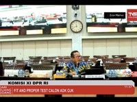Calon Bos OJK Dicecar DPR: Jangan Ngawang-Ngawang