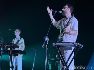 Sempat Ditolak MUI, Konser Honne di Medan Batal
