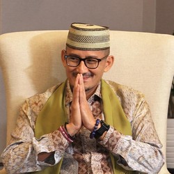 Sandiaga Tak Jadi Cawapres Ganjar, Tapi Saham SRTG Ngacir